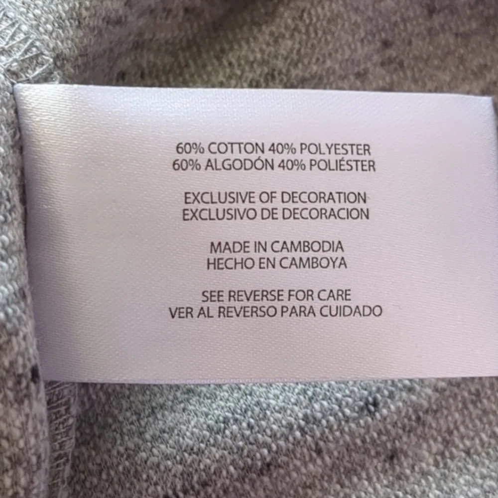 Banana Republic business cut photos